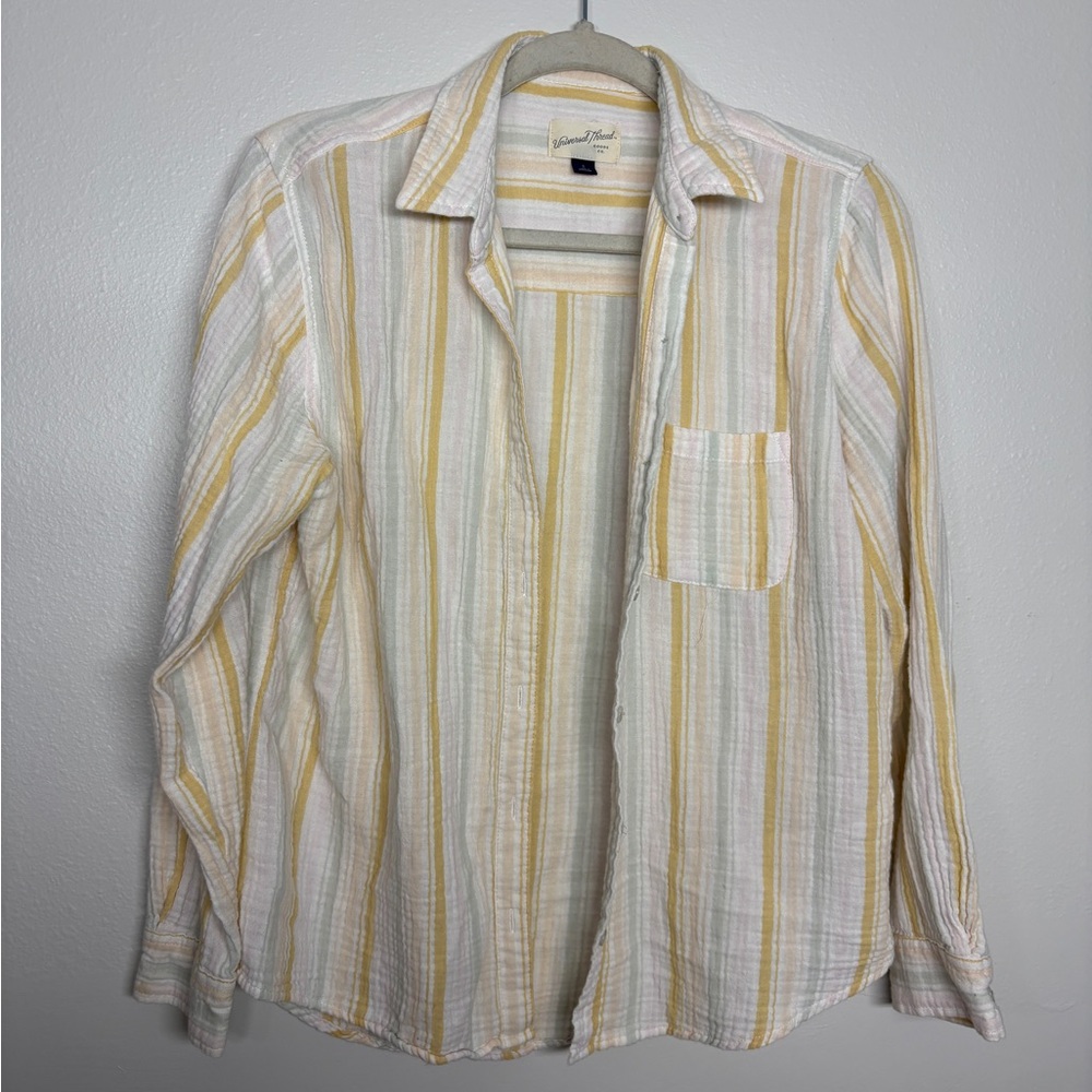Universal Thread Men's Yellow and White Striped Shirt